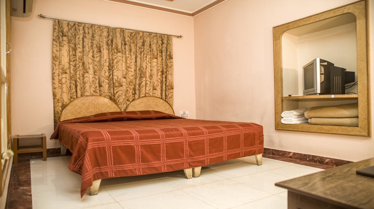 Hotel Priya Джайсалмер Екстериор снимка