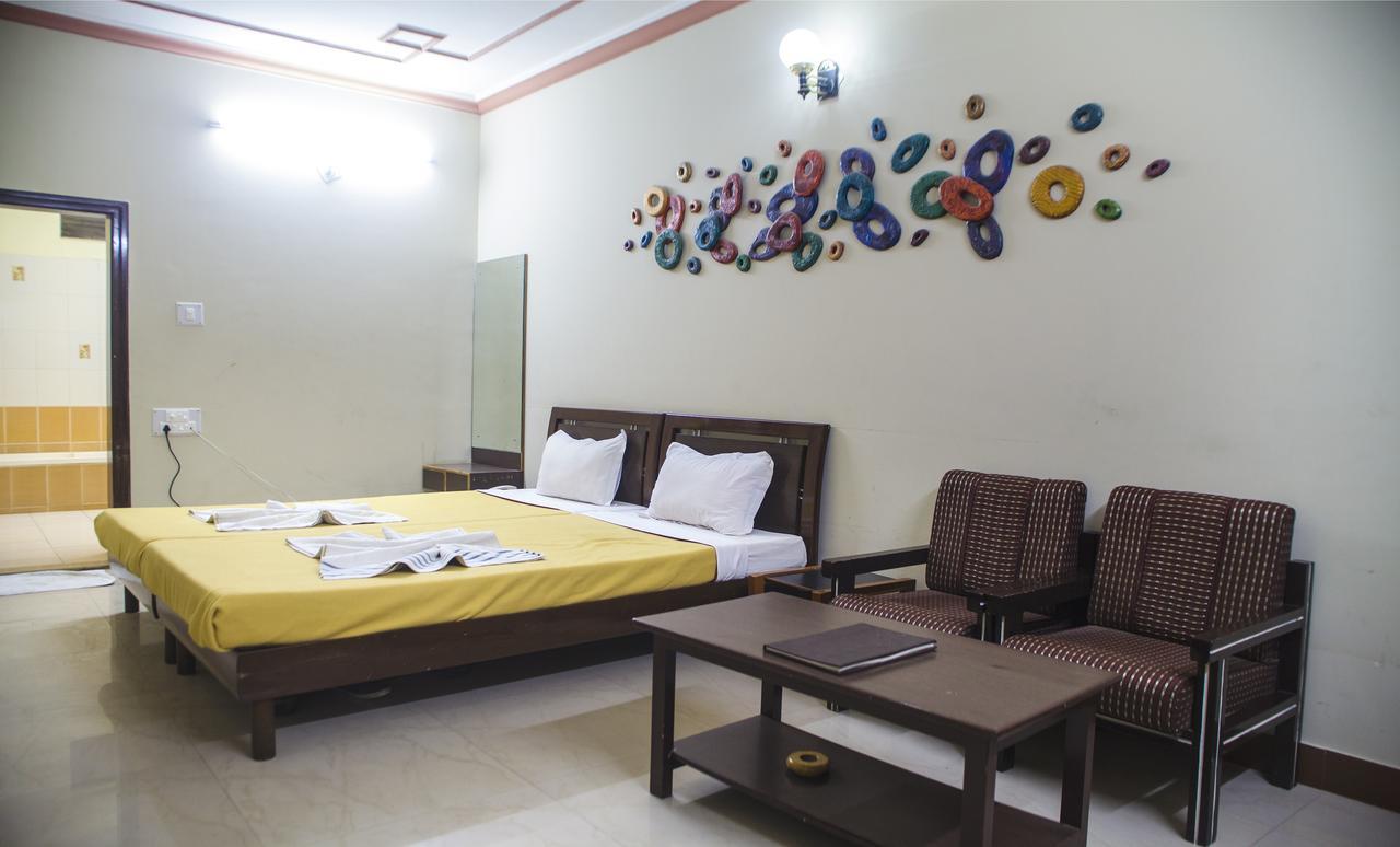 Hotel Priya Джайсалмер Екстериор снимка